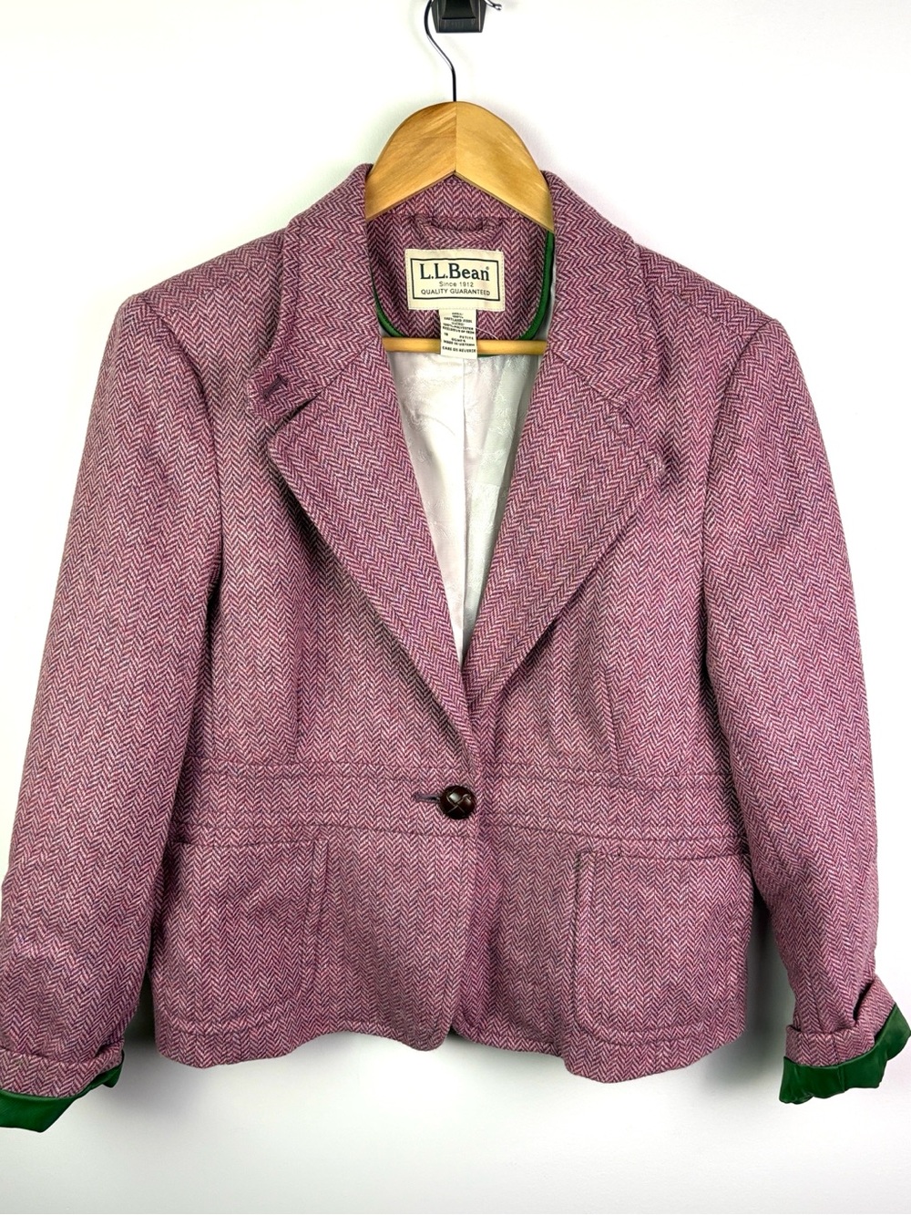 L.L. Bean Pink Herringbone 100% Shetland Wool Single-Button Blazer fits size 14P